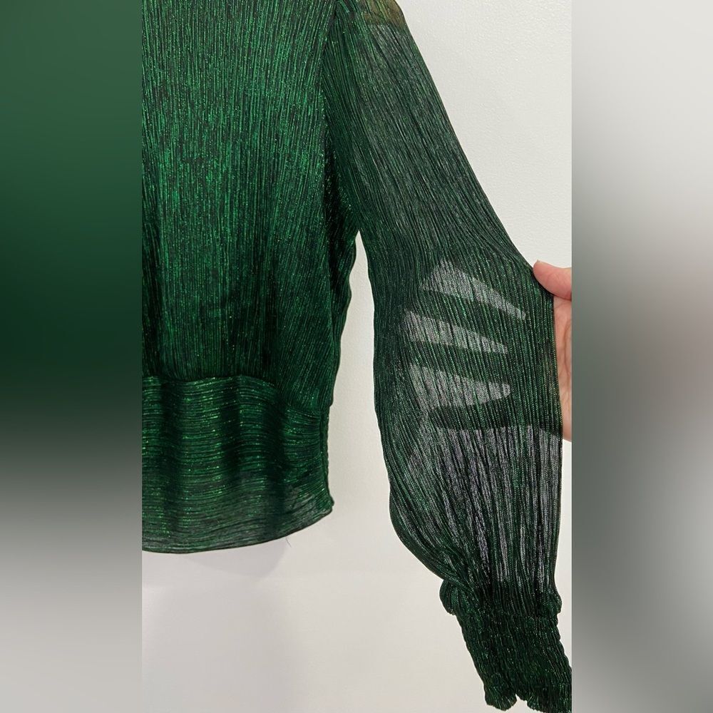 Bailey 44 Metallic Green Crinkled Silky Puff Shoulder Blouse Size Small - Picture 3 of 16